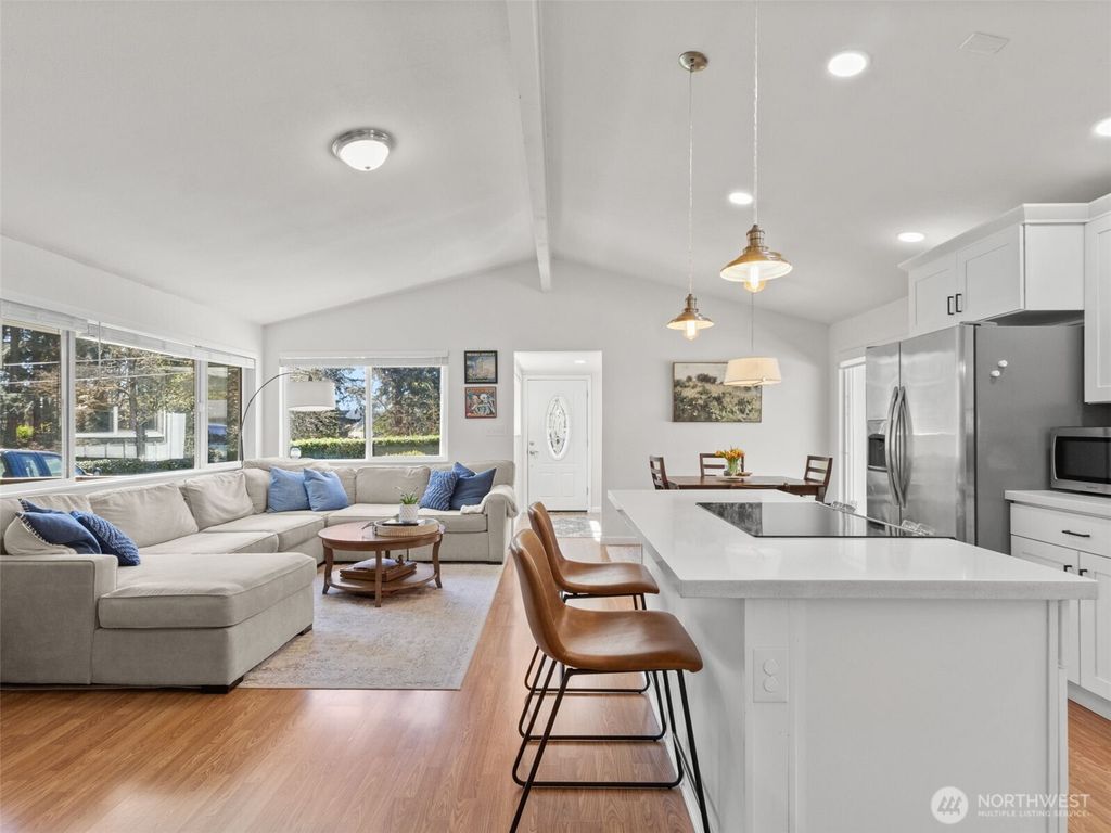 Photo of 9141 Waverly Drive SW, Lakewood, WA 98499 (MLS # 2505053)