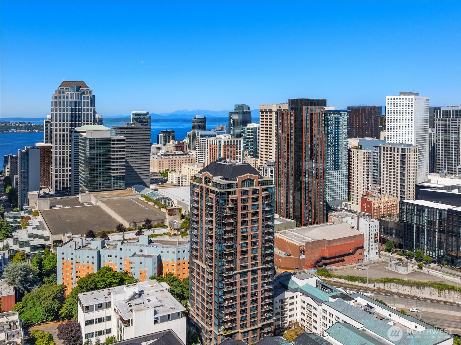 1420 Terry Avenue 2504