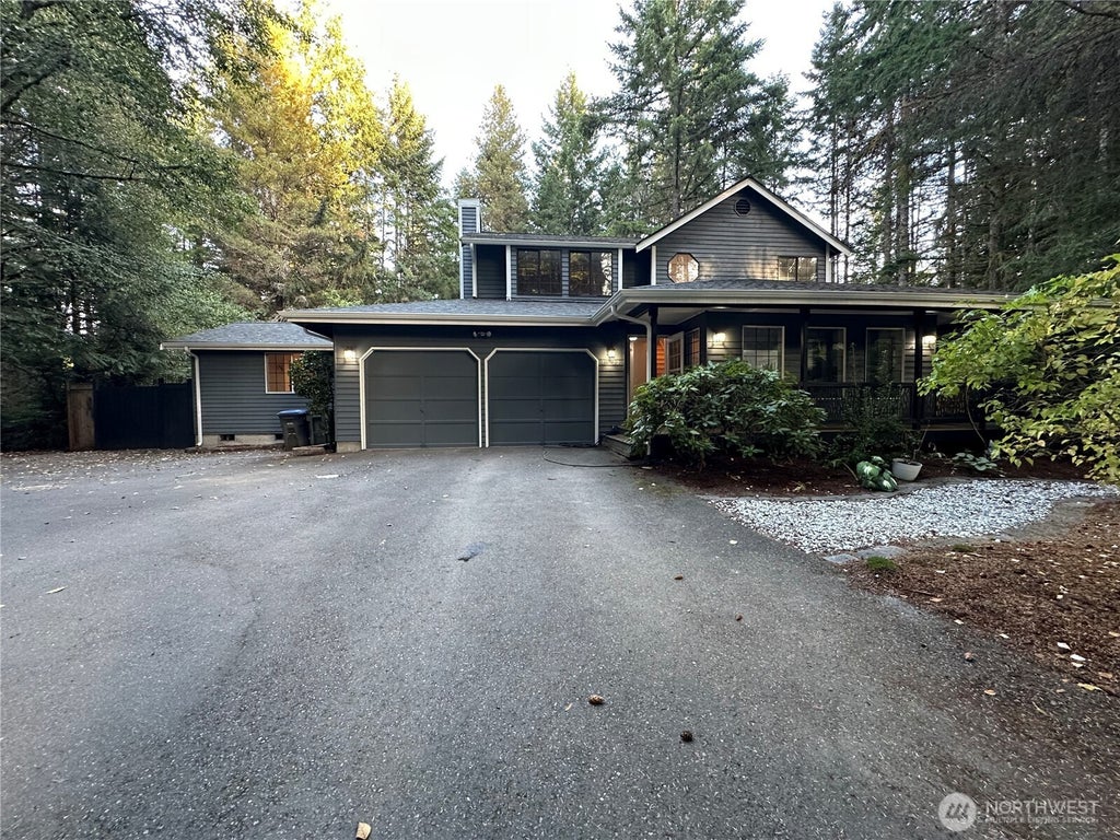 Photo of 7423 Ebbert Drive SE, Port Orchard, WA 98367 (MLS # 2593292)