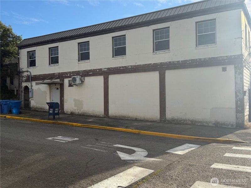 301 Allen Street