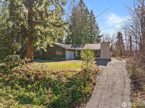 Photo of 18111 SE 147th Street, Renton, WA 98059 (MLS # 2480072)