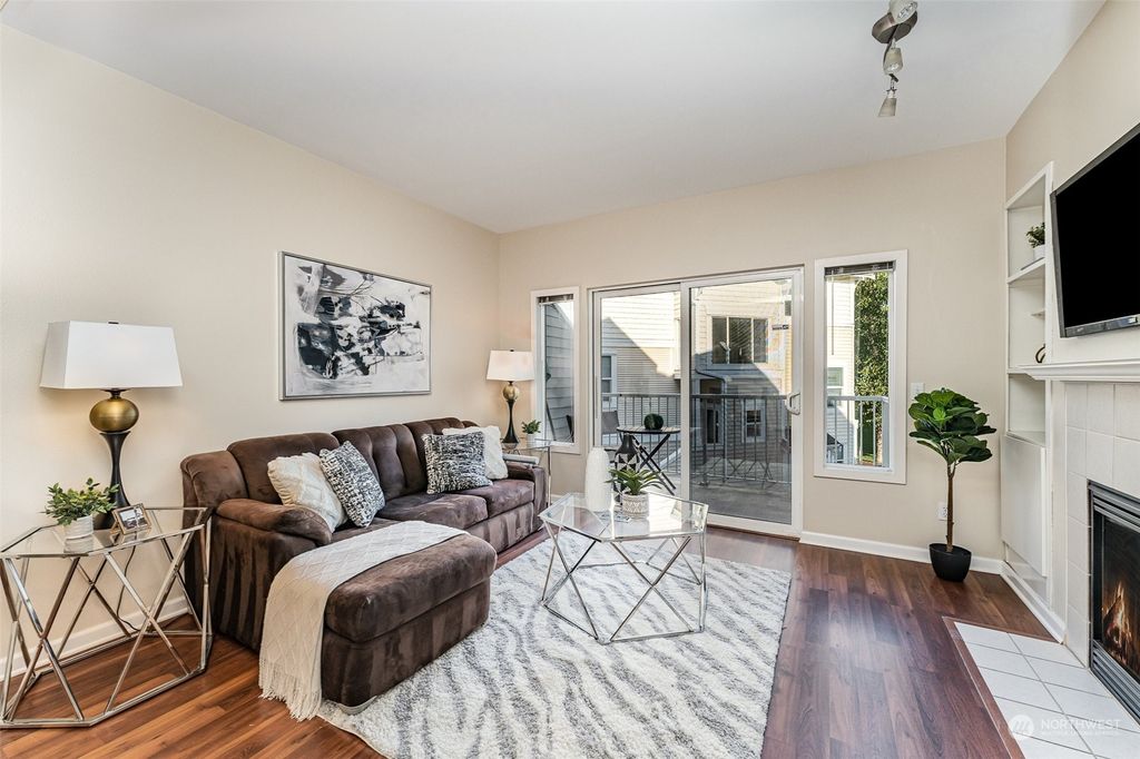 Photo of 11897 NE 163rd Place #20-2, Bothell, WA 98011 (MLS # 2164522)