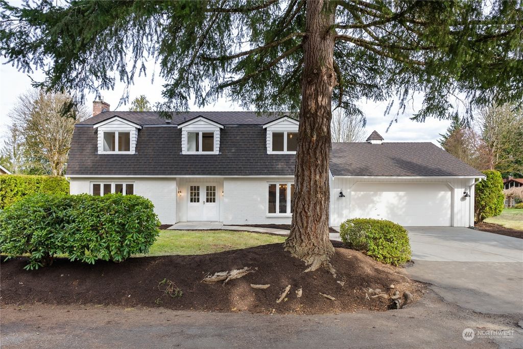 Photo of 25718 212th Avenue SE, Maple Valley, WA 98038 (MLS # 2053525)
