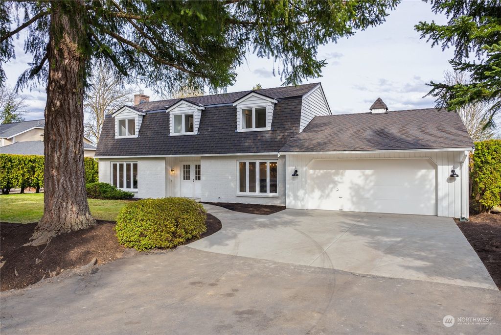 Photo of 25718 212th Avenue SE, Maple Valley, WA 98038 (MLS # 2053525)