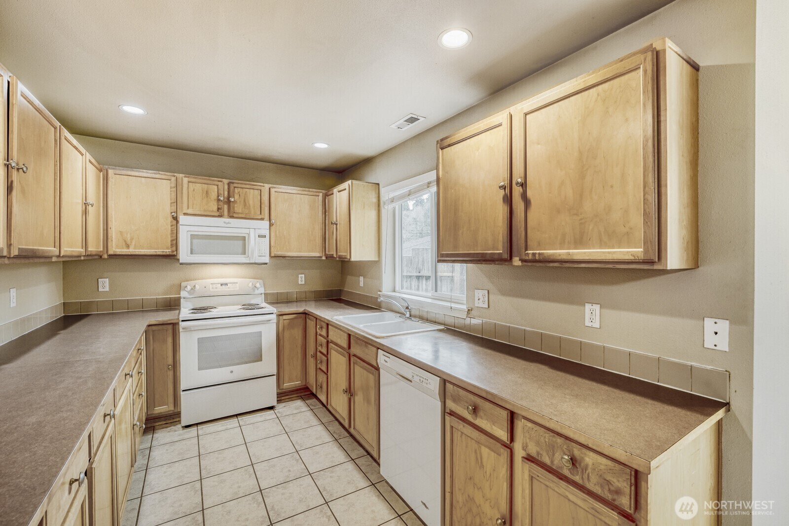 13421 Des Moines Memorial Drive S