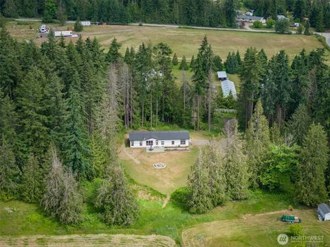 1966 Hooker Road Sequim WA 98382