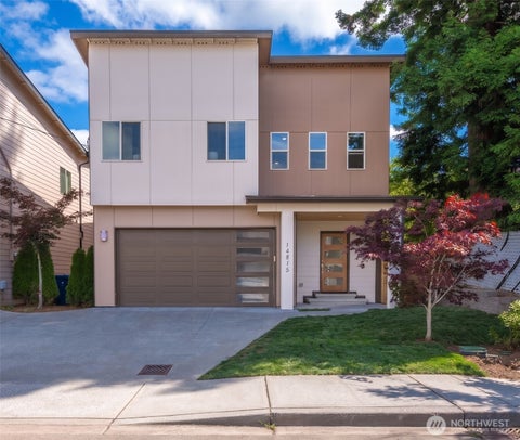 Photo of 14815 40th Avenue W, Lynnwood, WA 98087 (MLS # 2576156)