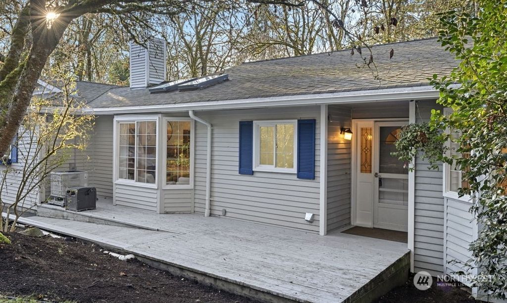 Photo of 7323 151st Avenue NE, Redmond, WA 98052 (MLS # 2313026)