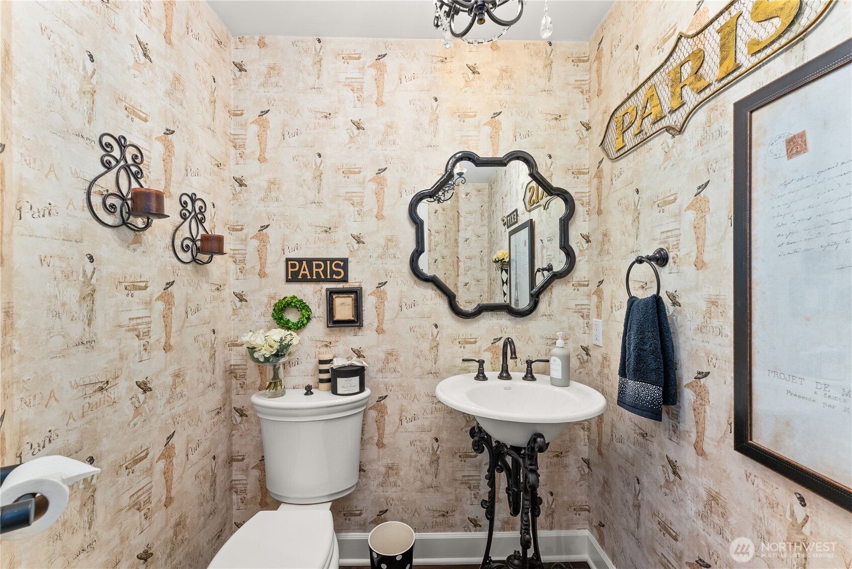 Olympia, Washington 98502, United States, 5 Bedrooms Bedrooms, ,6 BathroomsBathrooms,Residential,Active,125721