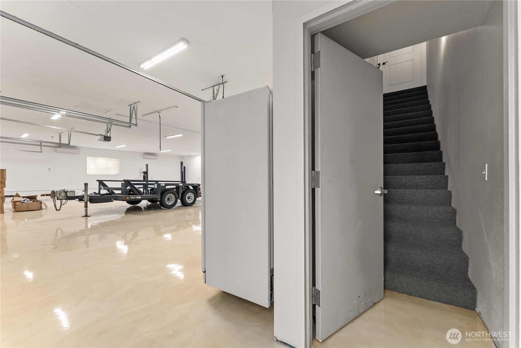 Olympia, Washington 98502, United States, 5 Bedrooms Bedrooms, ,6 BathroomsBathrooms,Residential,Active,125721