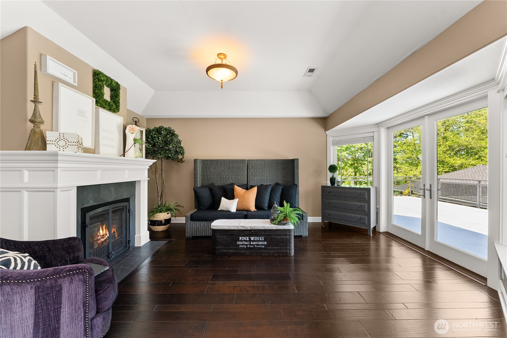 Olympia, Washington 98502, United States, 5 Bedrooms Bedrooms, ,6 BathroomsBathrooms,Residential,Active,125721