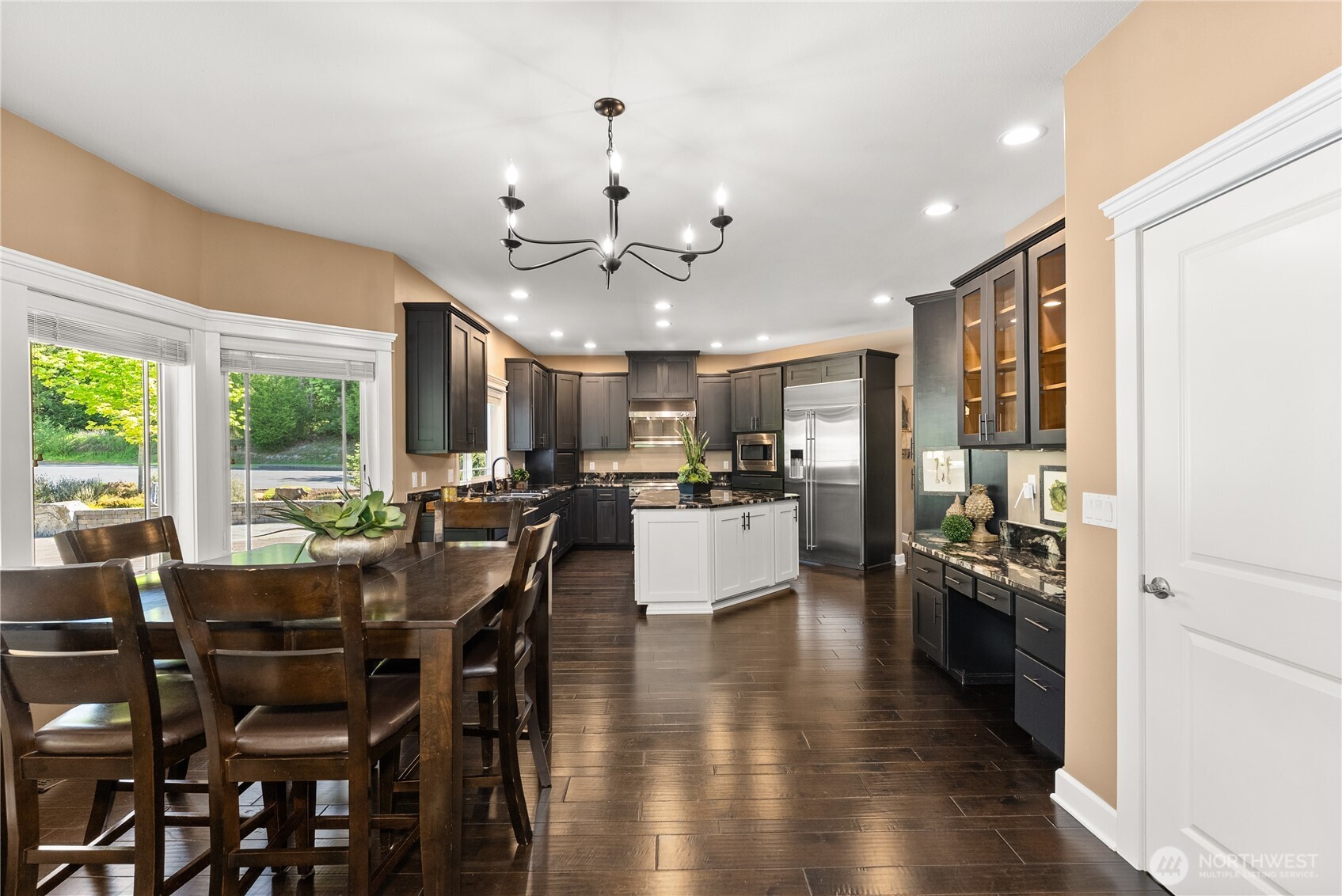 Olympia, Washington 98502, United States, 5 Bedrooms Bedrooms, ,6 BathroomsBathrooms,Residential,Active,125721