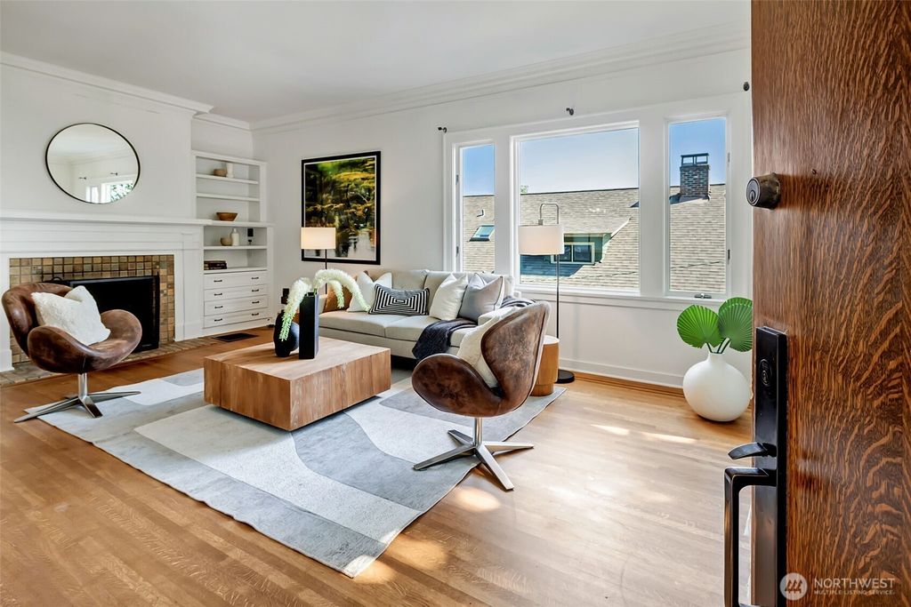 Photo of 3112 S Lane Street, Seattle, WA 98144 (MLS # 2432151)