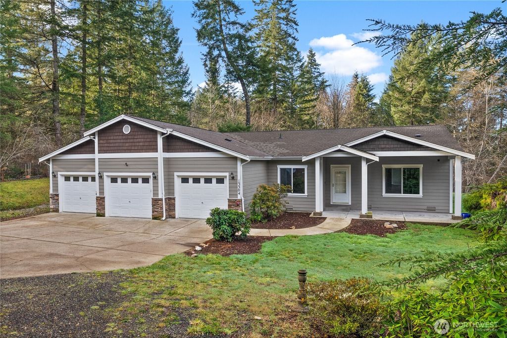 Photo of 13304 159th Avenue NW, Gig Harbor, WA 98329 (MLS # 2464647)