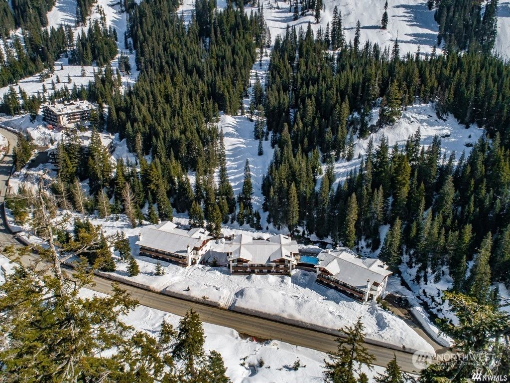 Photo of 74 Erste Street #2207, Snoqualmie Pass, WA 98065 (MLS # 2158030)