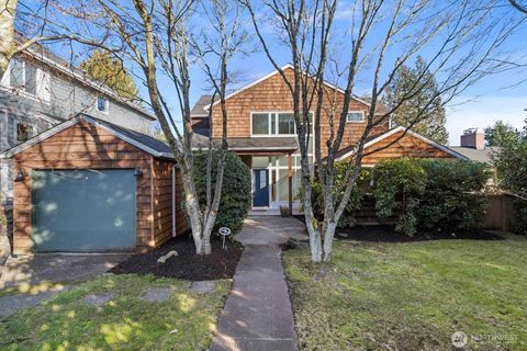 Photo of 7038 52nd Avenue NE, Seattle, WA 98115 (MLS # 2458287)