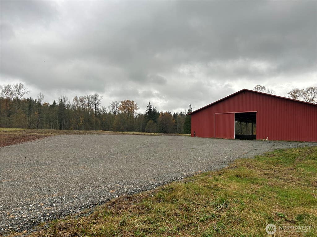 Photo of 28915 3rd Avenue NE, Stanwood, WA 98292 (MLS # 2557592)