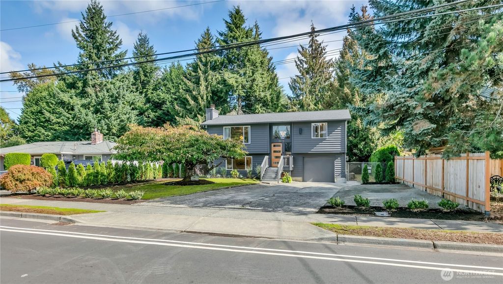 Photo of 2310 Aberdeen Avenue NE, Renton, WA 98056 (MLS # 2441784)