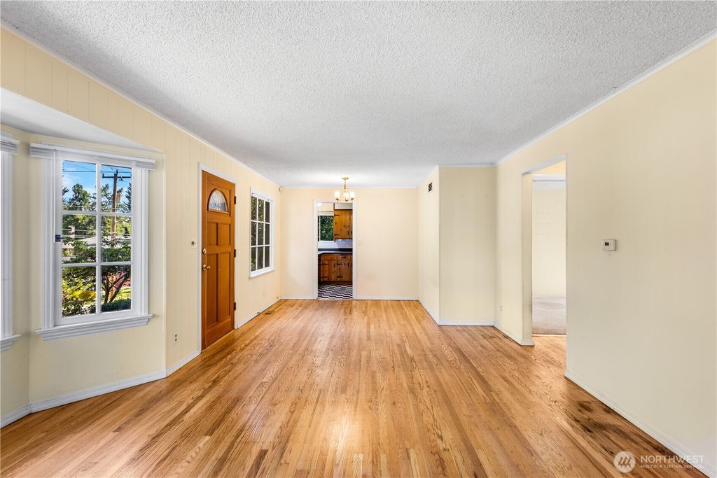 Photo of 2701 NE 90th Street, Seattle, WA 98115 (MLS # 2519361)