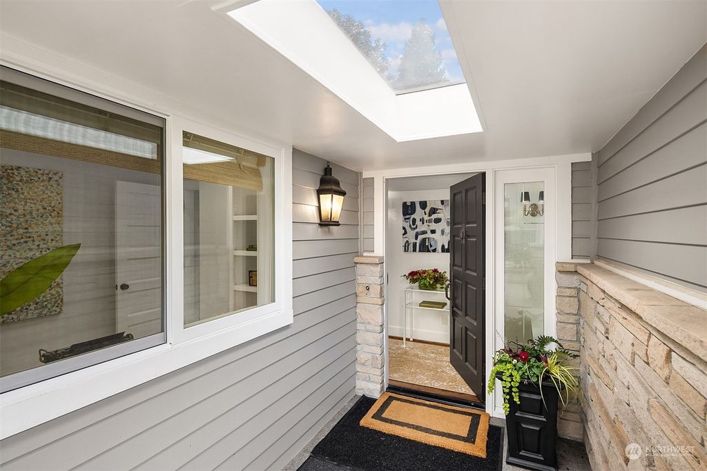 Photo of 3439 Magnolia Boulevard W, Seattle, WA 98199 (MLS # 2159730)