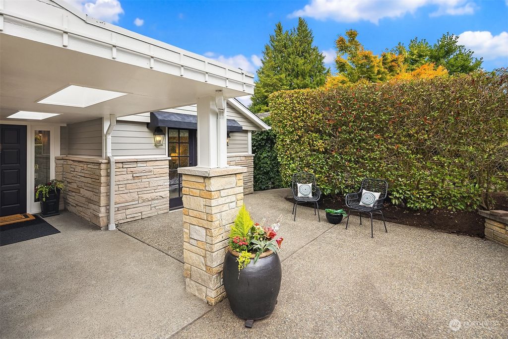 Photo of 3439 Magnolia Boulevard W, Seattle, WA 98199 (MLS # 2159730)