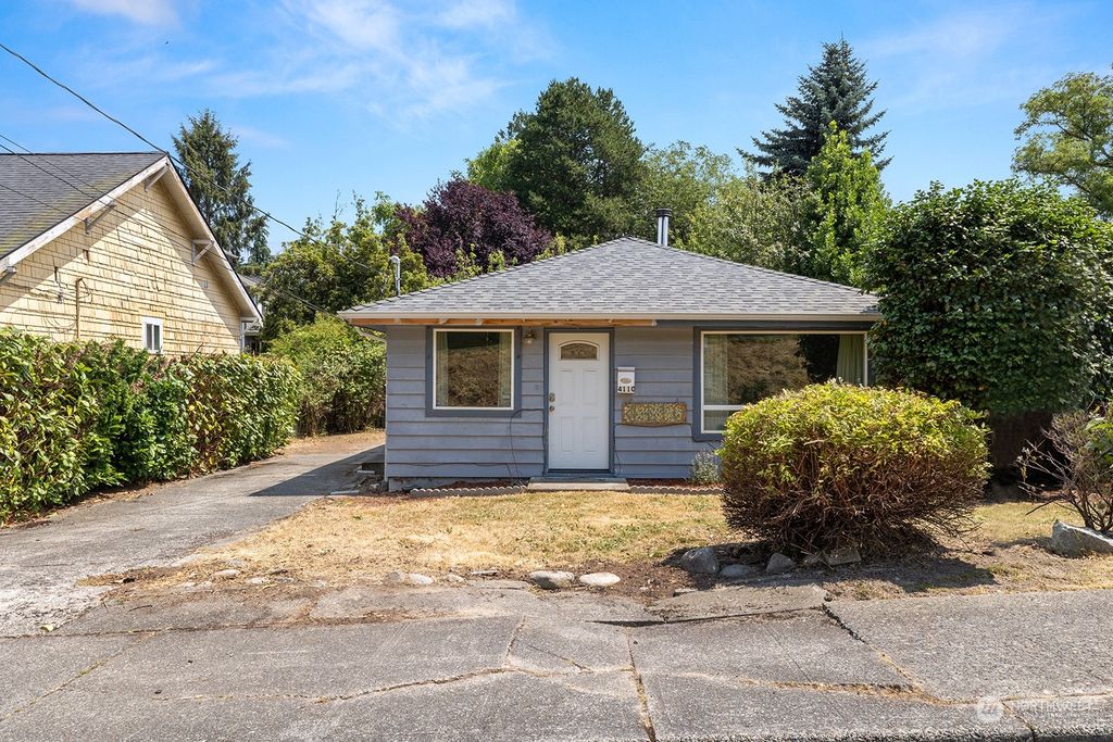 Photo of 4110 21st Avenue SW, Seattle, WA 98106 (MLS # 2263989)