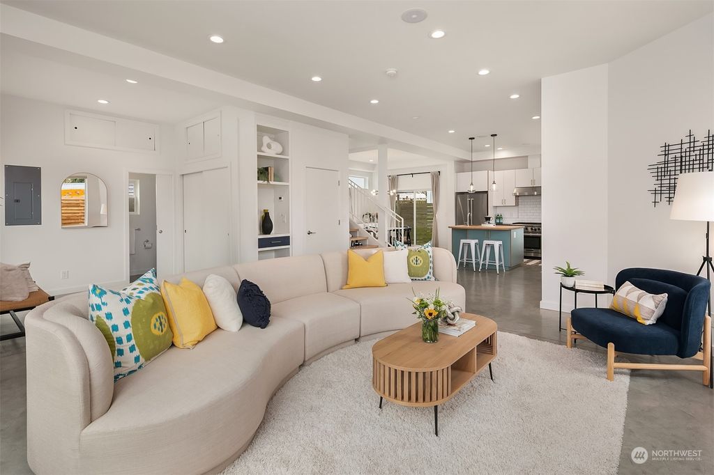 Photo of 8512 12th Avenue NW, Seattle, WA 98117 (MLS # 2048693)