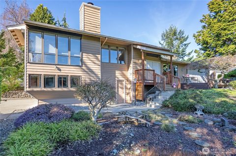 Photo of 8401 Amber Drive SW, Lakewood, WA 98498 (MLS # 2475769)
