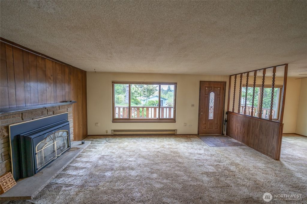 Photo of 729 7th Avenue, Aberdeen, WA 98520 (MLS # 2521100)