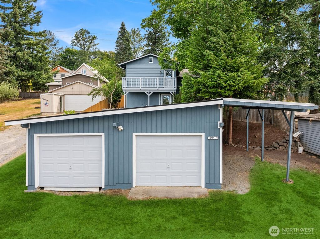 Photo of 32213 3rd Avenue, Black Diamond, WA 98010 (MLS # 2418190)