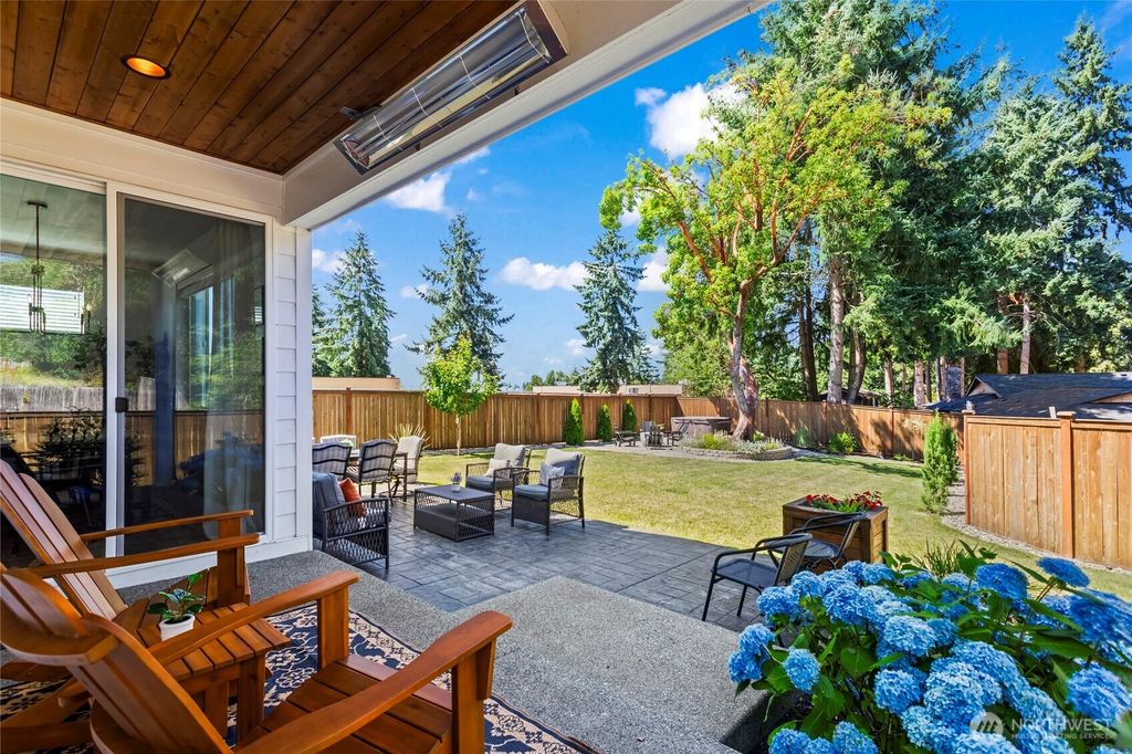 Photo of 3922 82nd Avenue Ct W, University Place, WA 98466 (MLS # 2490607)