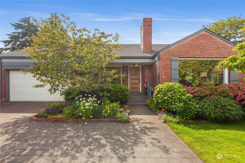 Photo of 1937 Clise Place W, Seattle, WA 98199 (MLS # 2257866)