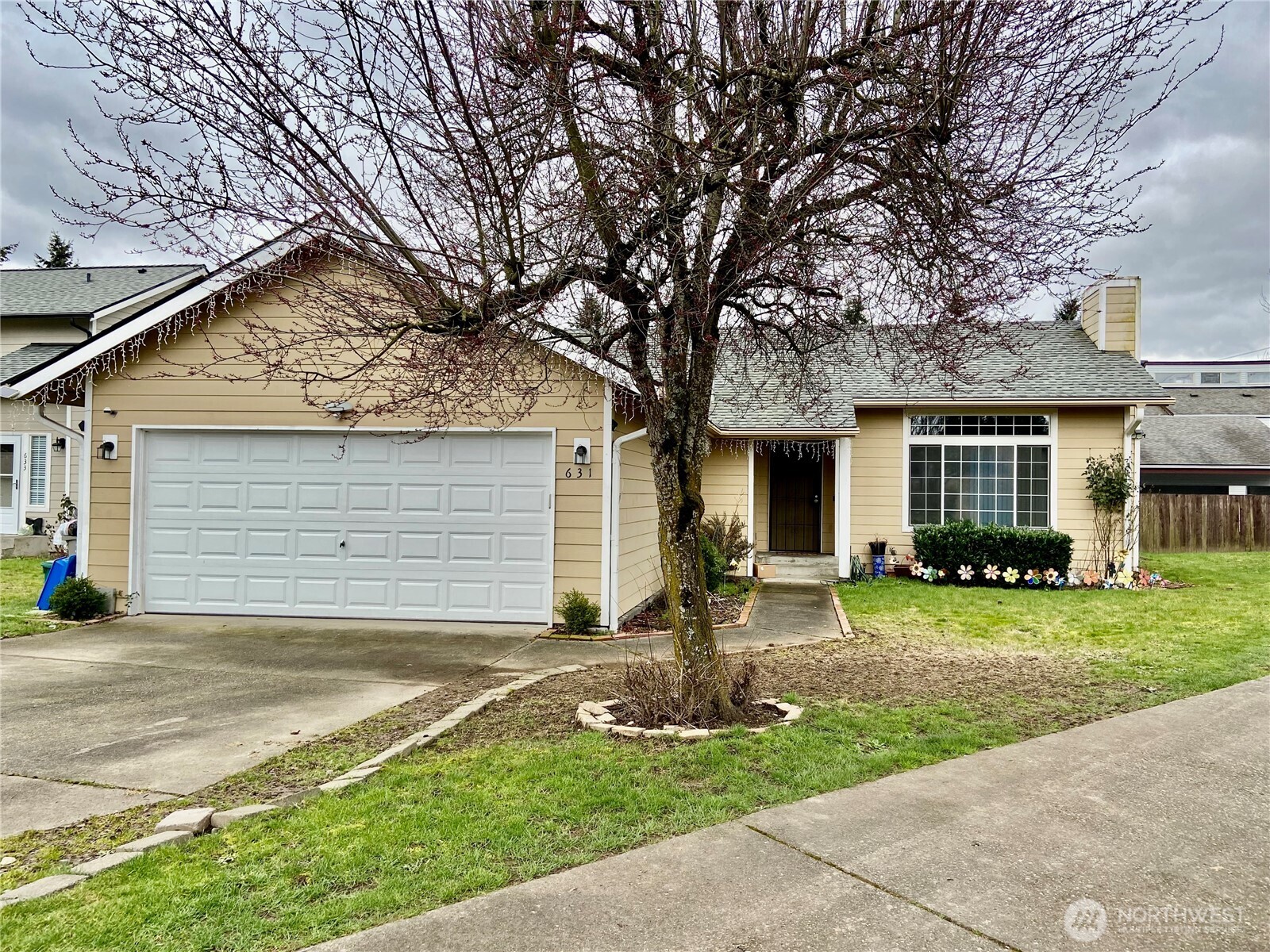 631 6th Avenue S