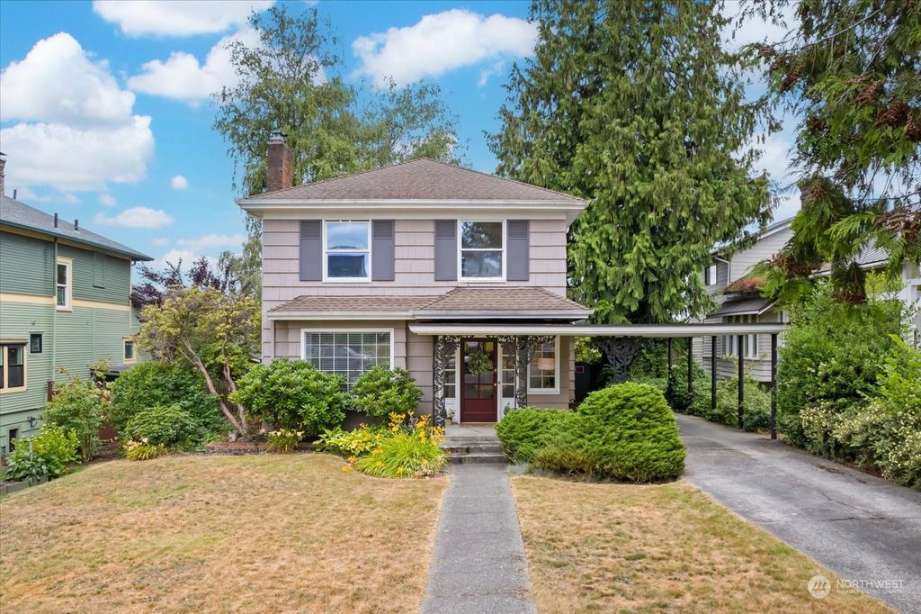 Photo of 1320 Rucker Avenue, Everett, WA 98201 (MLS # 2137575)