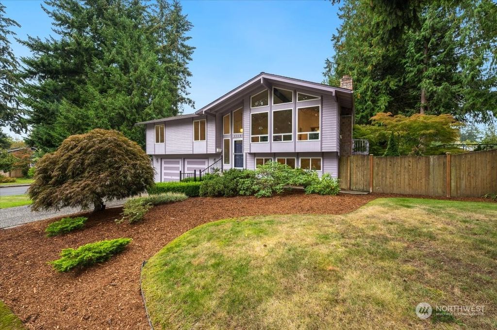 Photo of 23105 46th Avenue W, Mountlake Terrace, WA 98043 (MLS # 2276464)