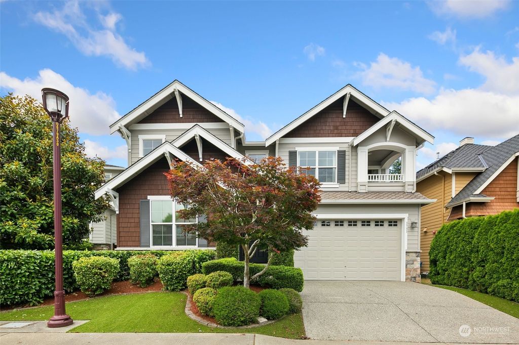 Photo of 1731 Kitsap Place NE, Renton, WA 98059 (MLS # 2126308)