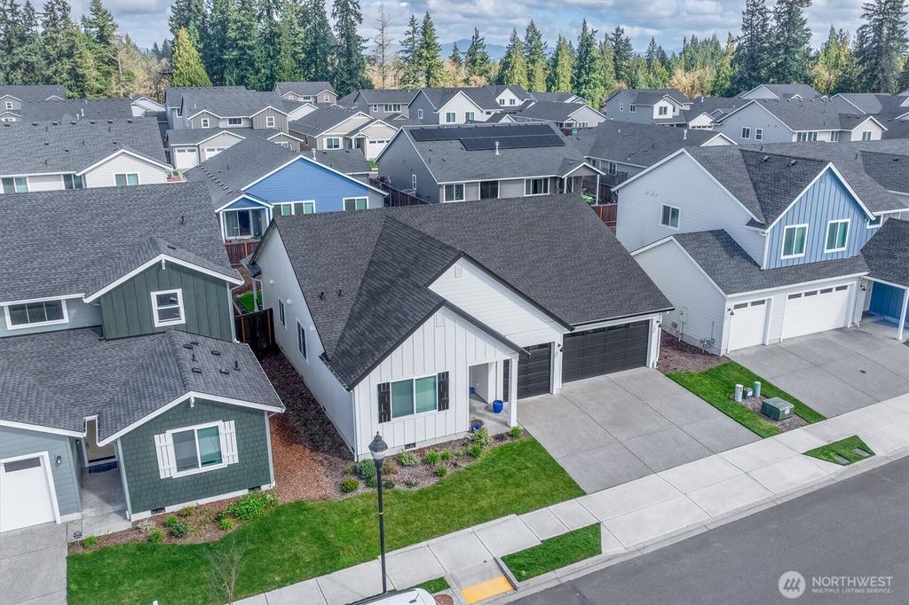 Photo of 2716 S 8th Way, Ridgefield, WA 98647 (MLS # 2501967)