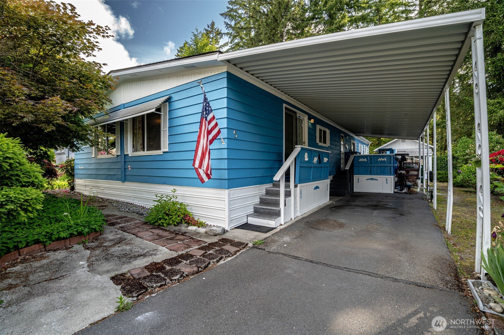 7300 32nd Avenue NE 5
