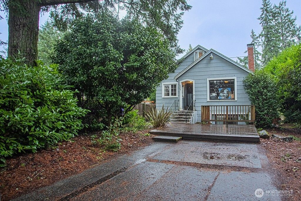 Photo of 2020 Marine Drive, Bremerton, WA 98312 (MLS # 2466836)
