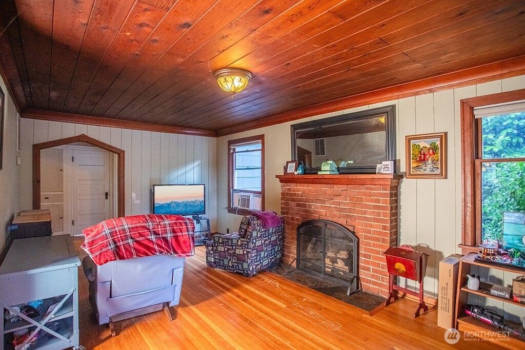 Photo of 2020 Marine Drive, Bremerton, WA 98312 (MLS # 2466836)