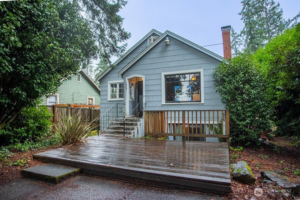 Photo of 2020 Marine Drive, Bremerton, WA 98312 (MLS # 2466836)