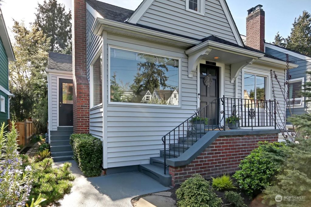 Photo of 7037 7th Avenue NW, Seattle, WA 98117 (MLS # 2062601)