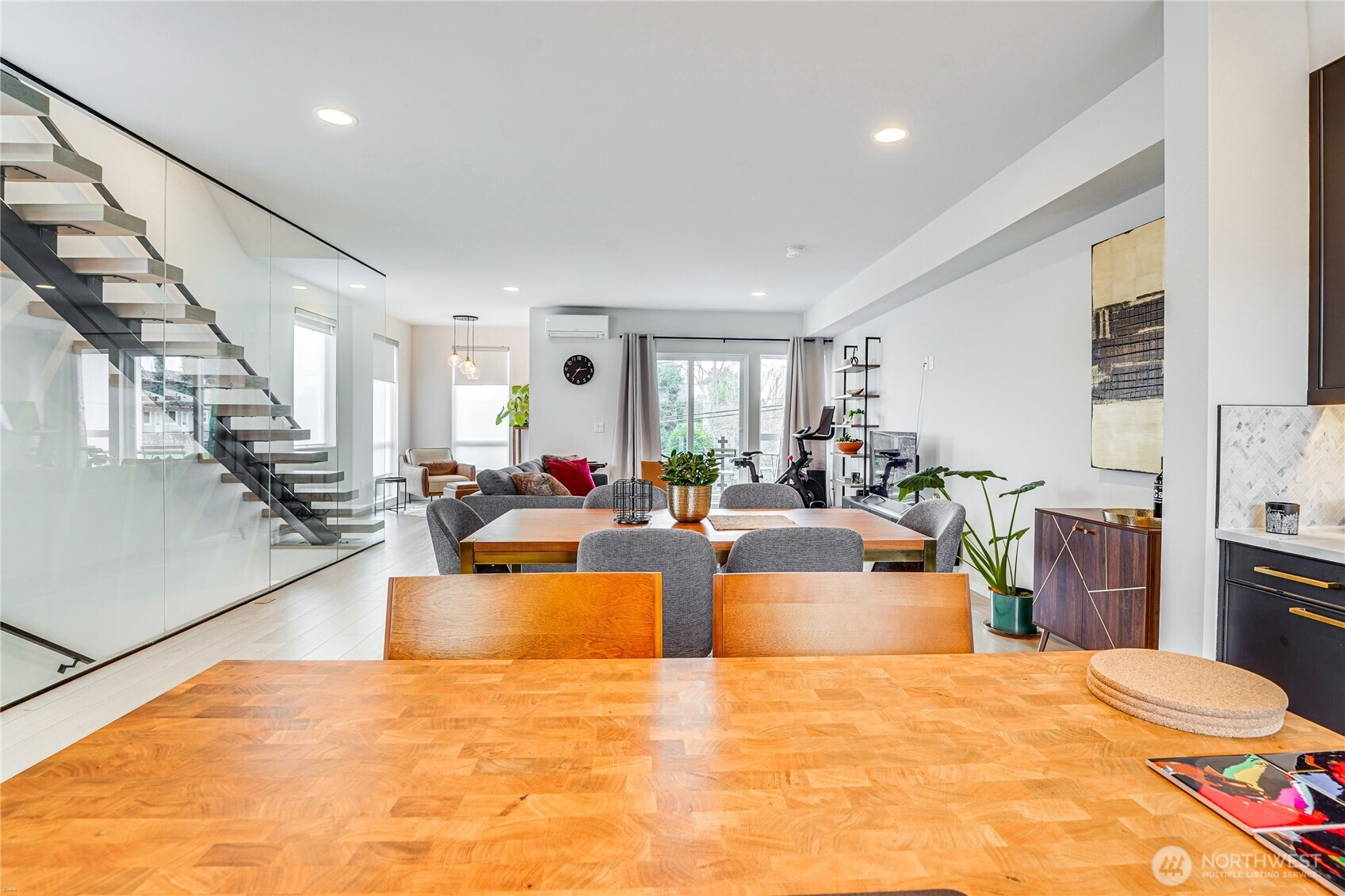 2014 E Pine Street B