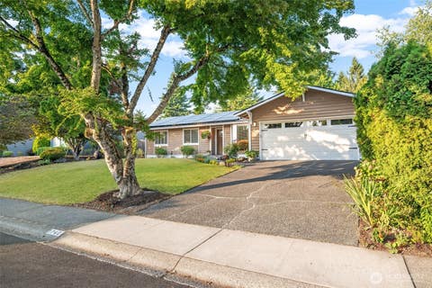 Photo of 1740 211th Way NE, Sammamish, WA 98074 (MLS # 2574237)