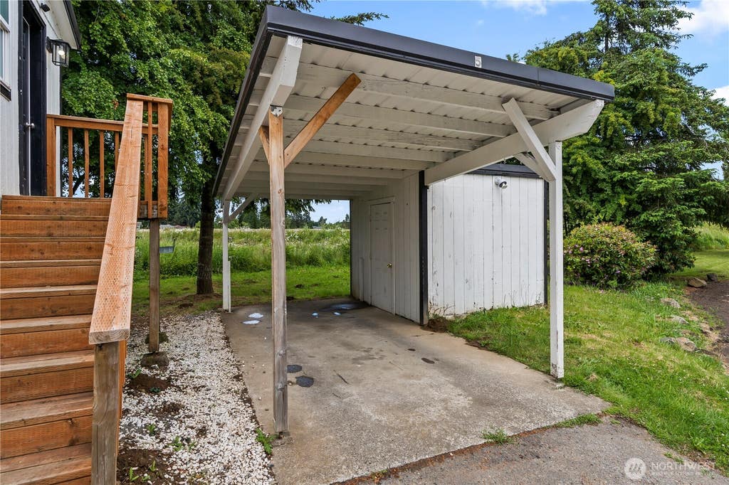 Photo of 1112 Long Road #5, Centralia, WA 98531 (MLS # 2539795)