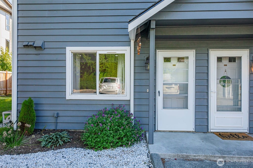 Photo of 3315 133rd Street SW #109, Lynnwood, WA 98087 (MLS # 2579935)