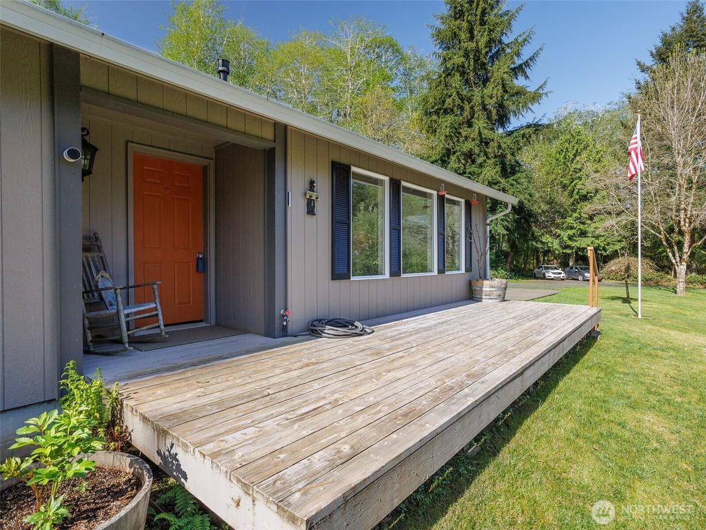 Photo of 25 Carol Lane, Elma, WA 98541 (MLS # 2513455)