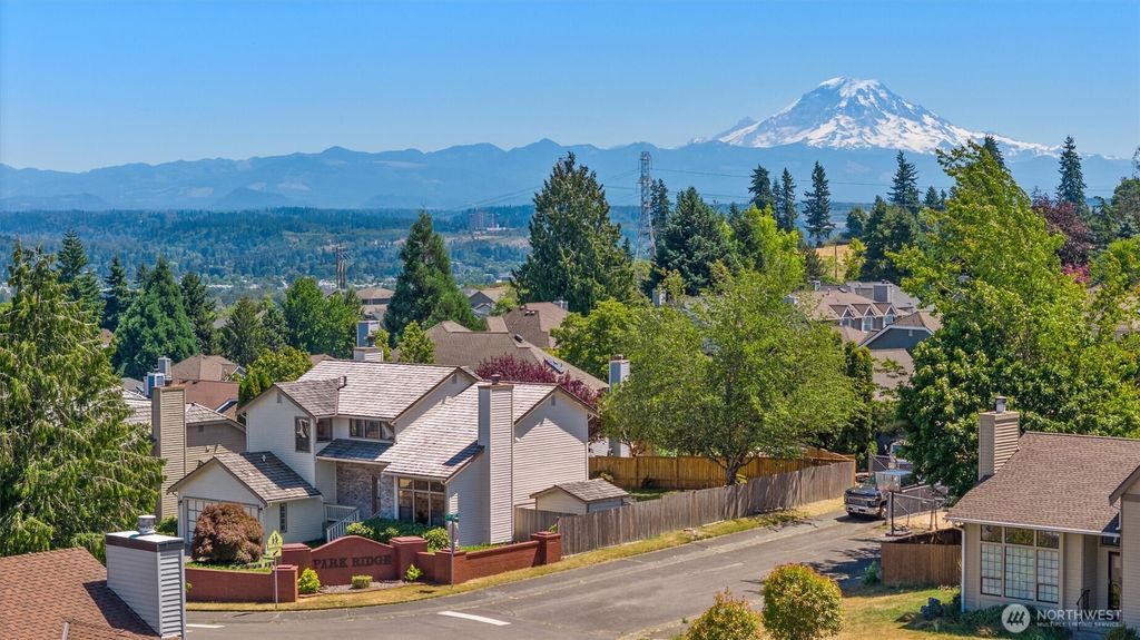 Photo of 5907 S 296th Place, Auburn, WA 98001 (MLS # 2404027)