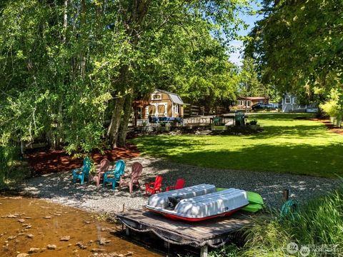 Photo of 170 E Pickering Drive, Shelton, WA 98584 (MLS # 2464463)