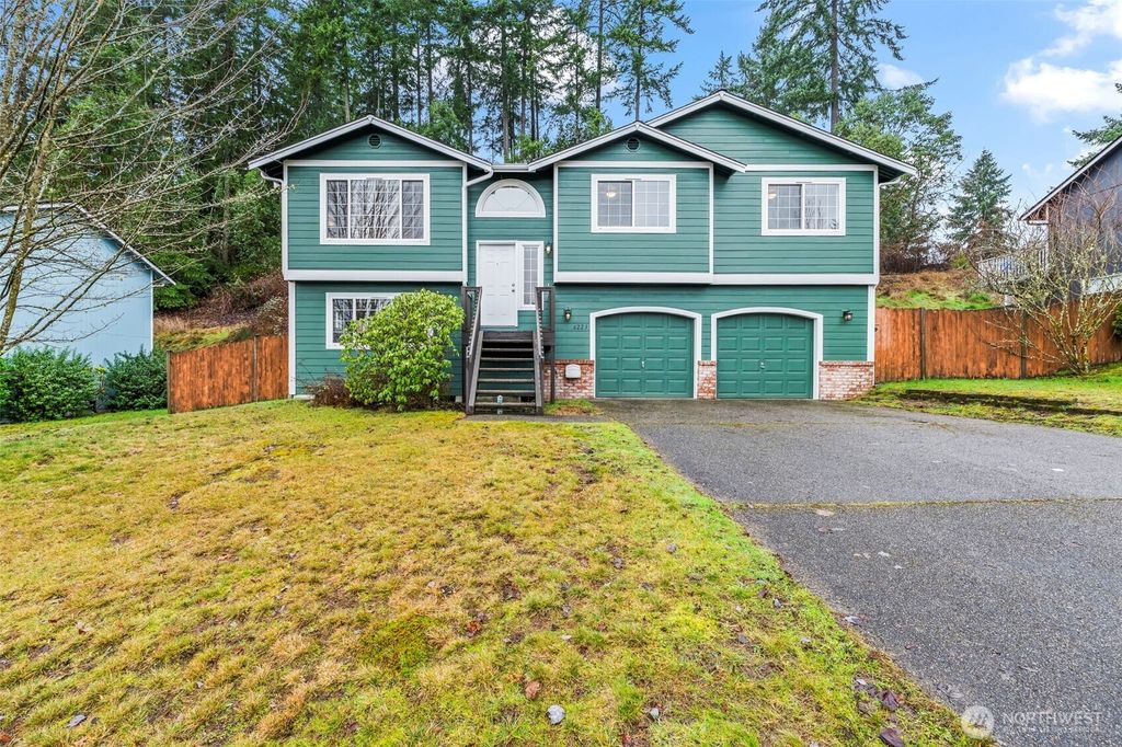 Photo of 6223 Grandridge Drive SE, Port Orchard, WA 98367 (MLS # 2471938)